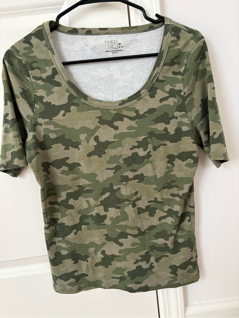 Women’s Camouflage Scoop Neck Tee - Olive Green